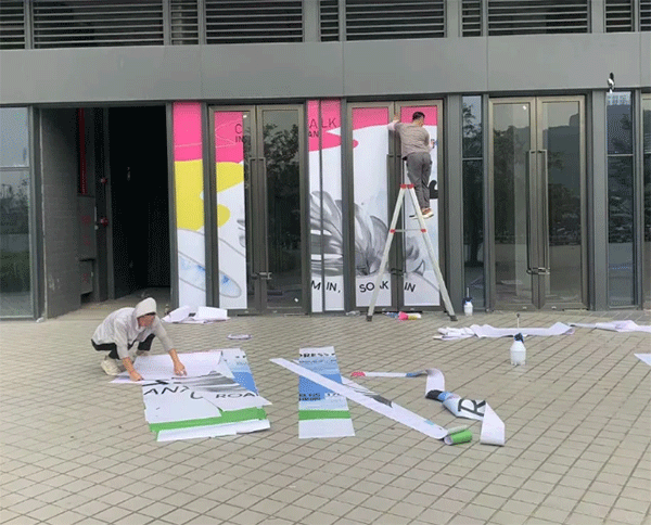 成都廣告噴繪怎么制作？噴繪制作流程有哪些內(nèi)容呢？